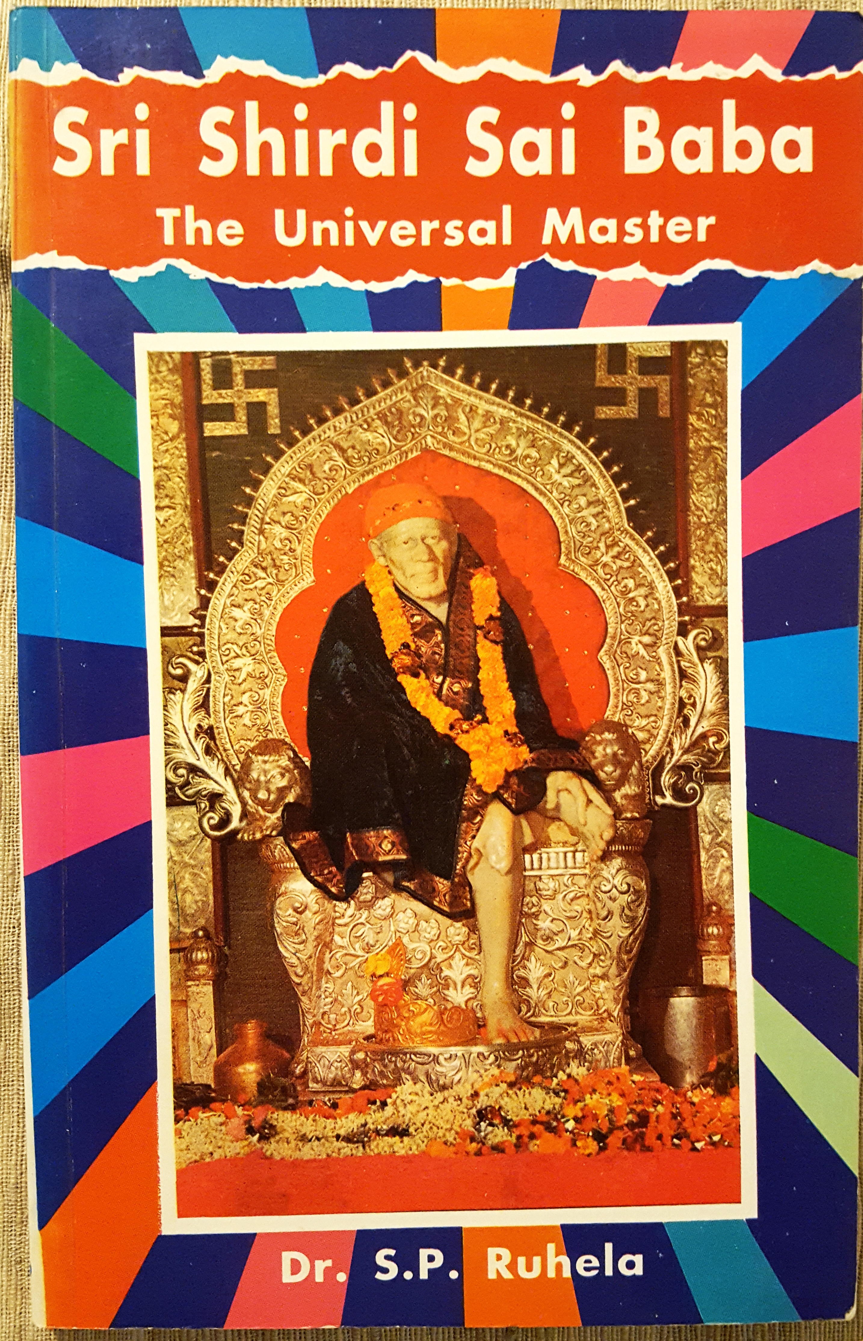 Shirdi Sai Baba Temple Frankfurt Germany (Deutschland) recommended book - Shri Shirdi Sai Baba - The universal master .